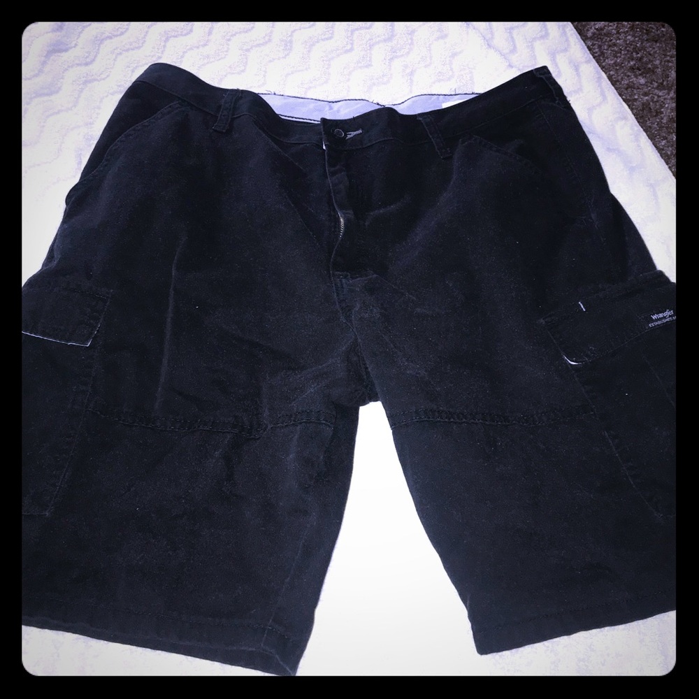 Wrangler Men shorts size 38